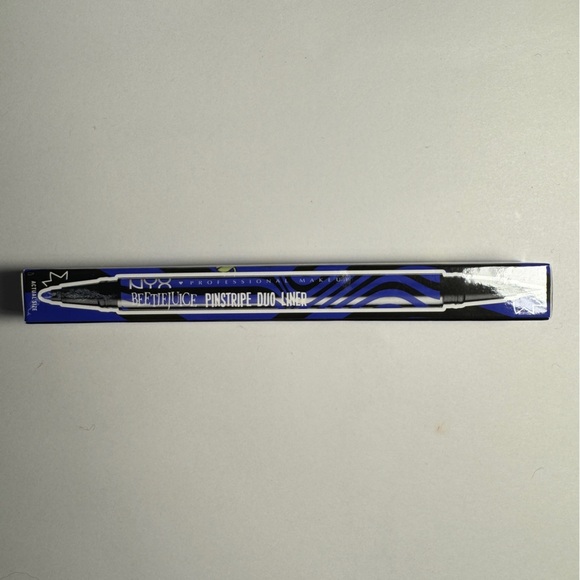 NYX Pinstripe Duo Liner Purple Chrome & Black Beetlejuice Liquid Eyeliner Makeup - Picture 6 of 9